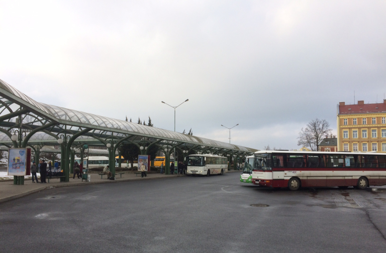 Na dočasné zajištění autobusové dopravy pro oblasti Sever a Východ jsou zahájeny veřejné zakázky